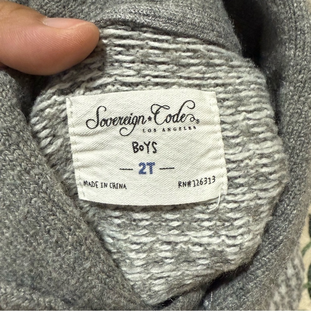 Sovereign code grey button down Kids Cardigan 2T - Picture 4 of 6